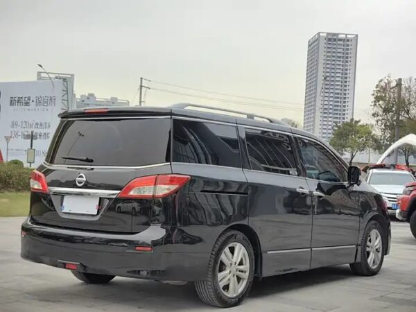 Nissan Quest