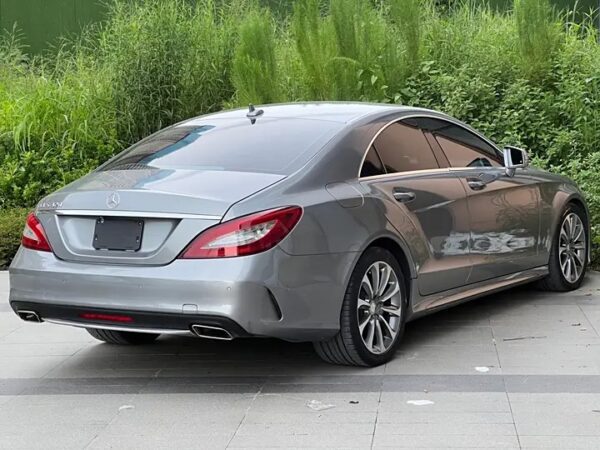Mercedes-Benz CLS