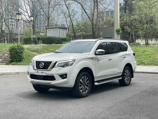 nissan terra