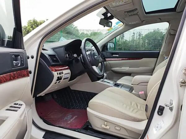 subaru legacy