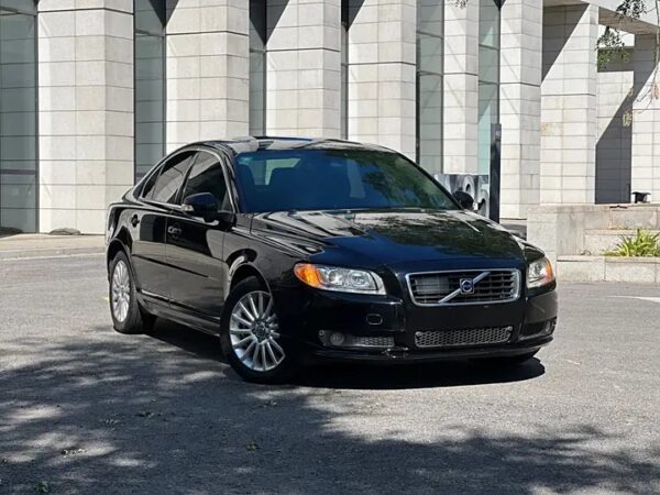 Volvo S80