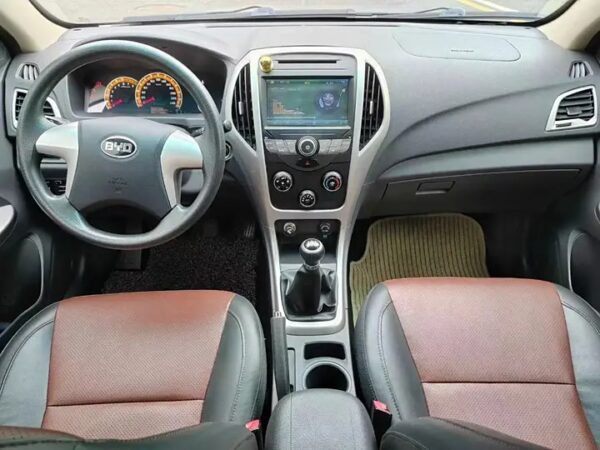 BYD F3