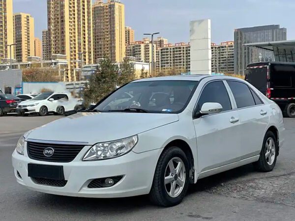 BYD F6
