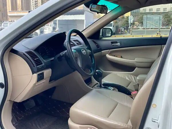 BYD F6