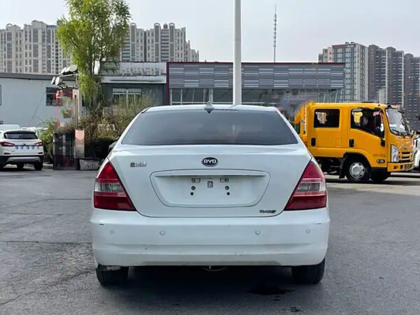 BYD F6