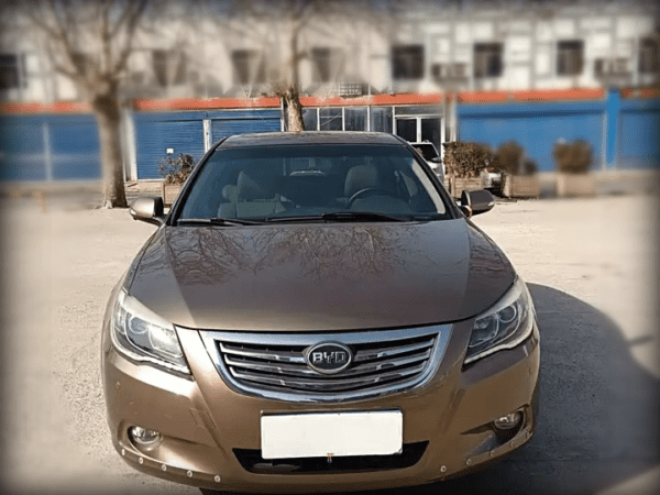 BYD G6