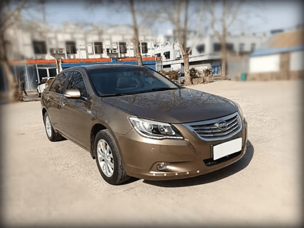 BYD G6