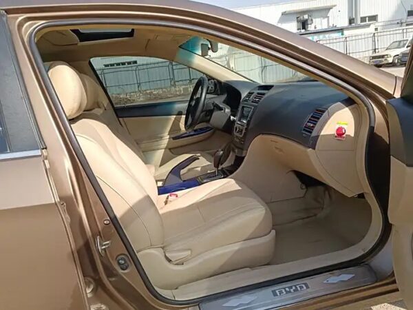 BYD G6