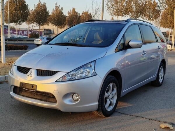 Mitsubishi Grandis