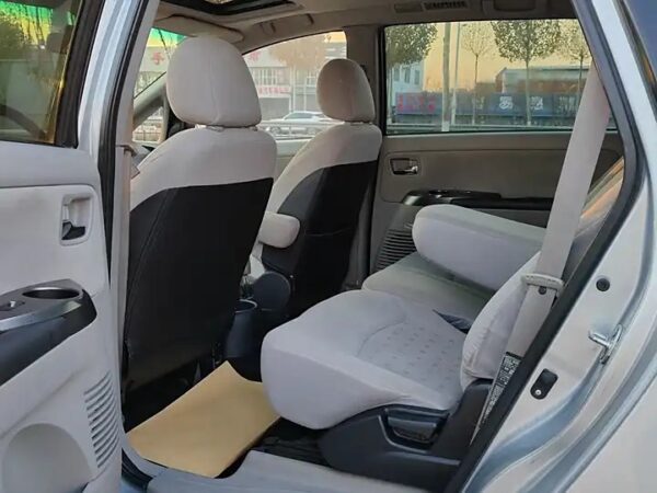Mitsubishi Grandis