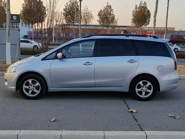 Mitsubishi Grandis