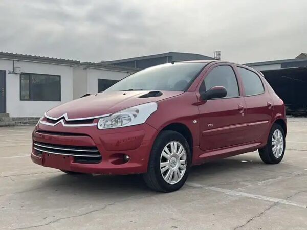 The Used car 2012 Red Purple Citroen C2 for sale.